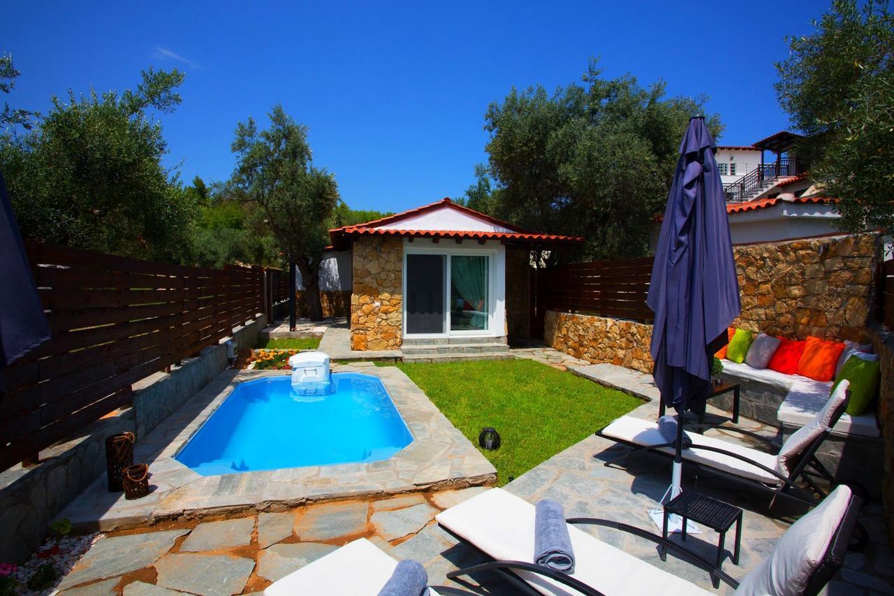 Salonikiou Beach Apartments & Villas Ájos Nikólaos Eksteriør bilde