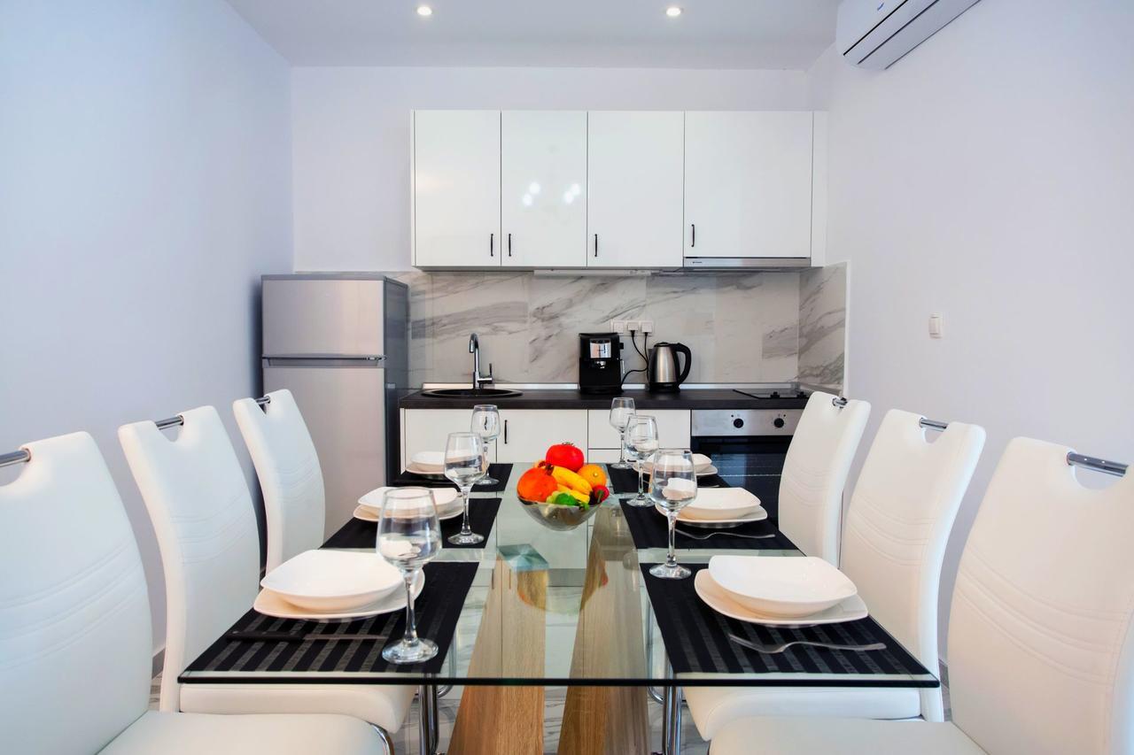 Salonikiou Beach Apartments & Villas Ájos Nikólaos Eksteriør bilde