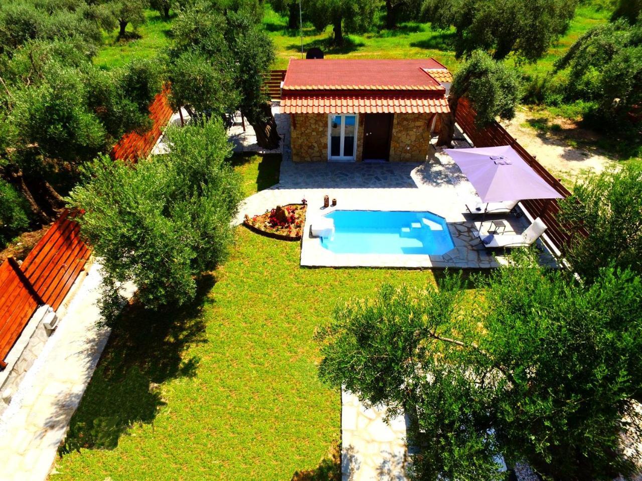 Salonikiou Beach Apartments & Villas Ájos Nikólaos Eksteriør bilde